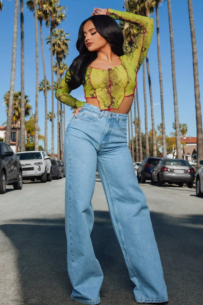 becky g, prettylittlething, acid blue wash wide leg jeans