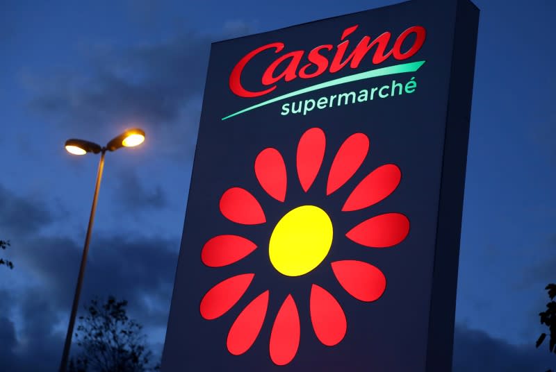FOTO DE ARCHIVO: El logo del supermercado Casino en Cannes