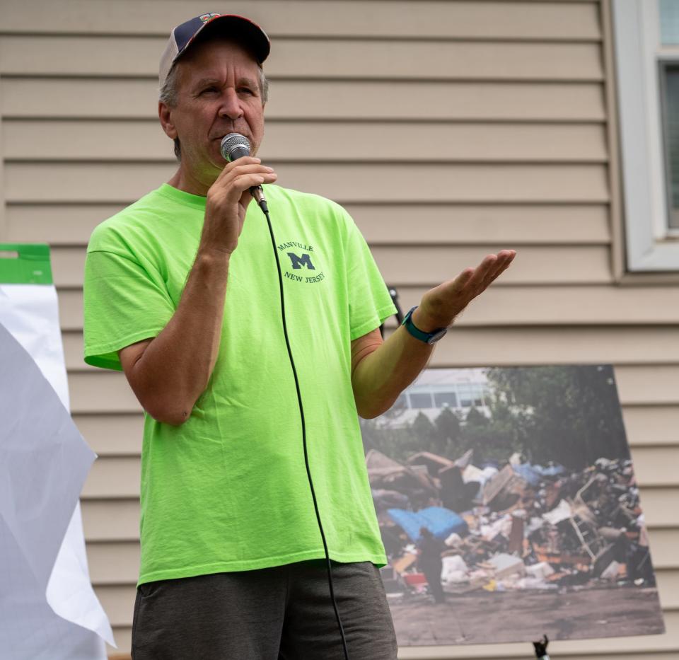 Manville Mayor Richard Onderko spoke to borough residents Sunday at the home of storm survivor Yaritza Zapata about their experiences a year after Hurricane Ida.