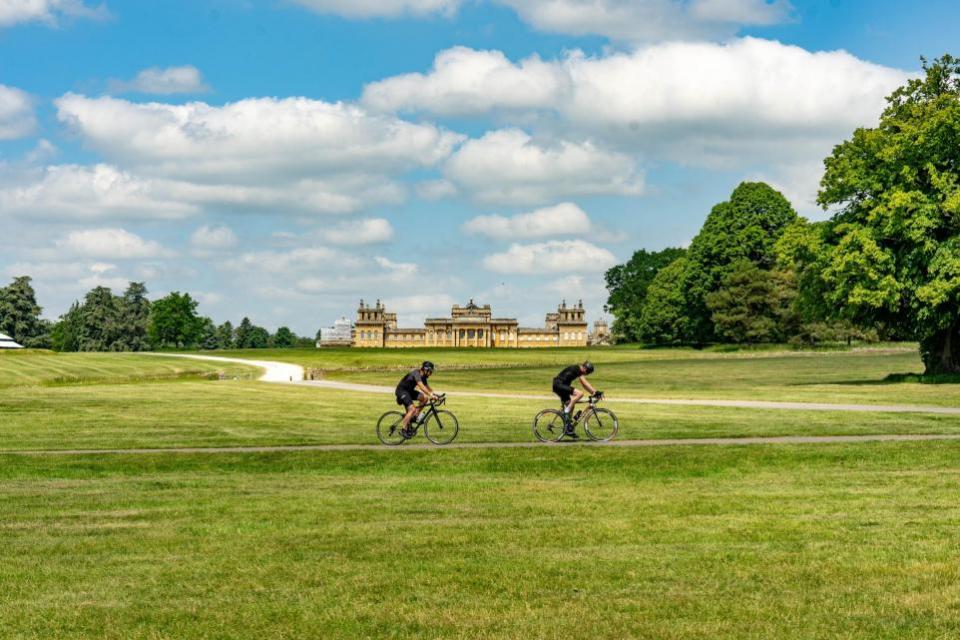 Oxford Mail: Blenheim Palace Triathlon