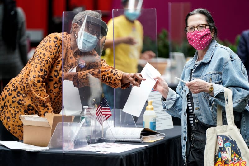 Primary election voting in Pennsylvania