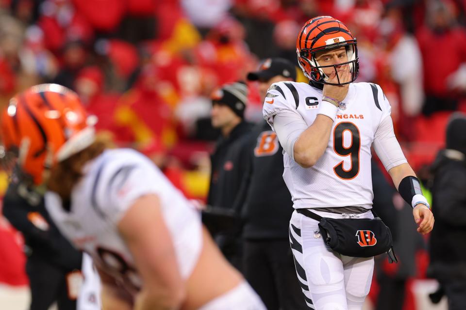 KANSAS CITY, MISSOURI - JANUARY 29: Joe Burrow #9 of the Cincinnati Bengals warms up prior to the AFC Championship Game against the Kansas City Chiefs at GEHA Field at Arrowhead Stadium on January 29, 2023 in Kansas City, Missouri. (Photo by Kevin C. Cox/Getty Images)