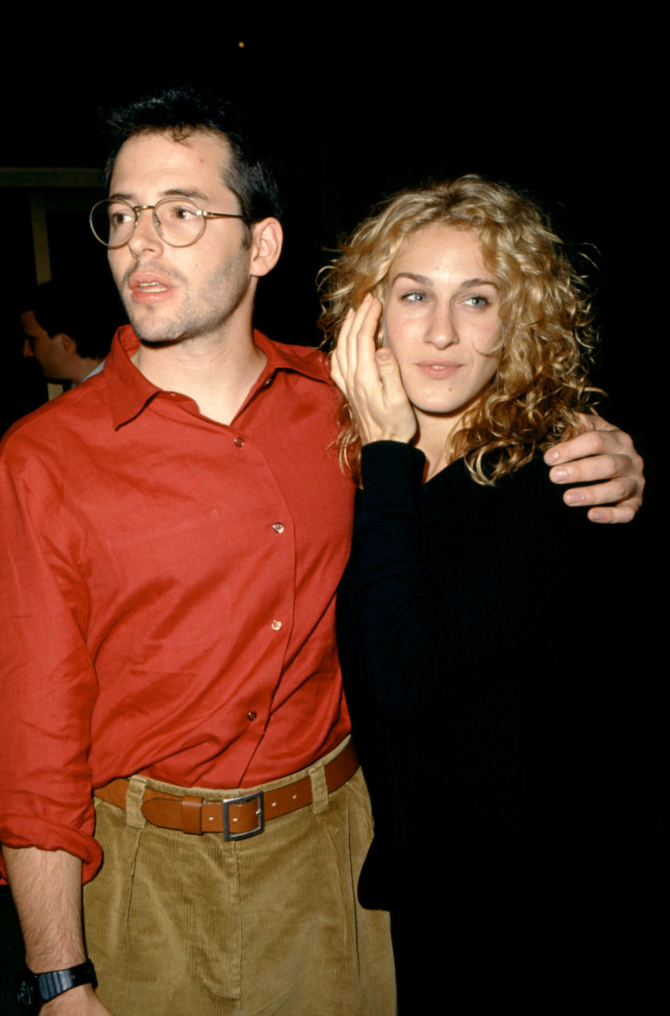 Matthew Broderick and Sarah Jessica Parker pose for a portrait circa 1993 in Los Angeles, California.  (Photo by Ron Davis/Getty Images)