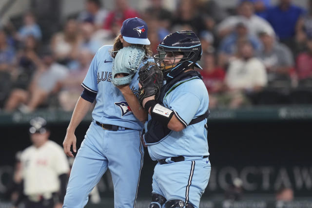 Jays drop series finale to Rangers behind strong Perez start