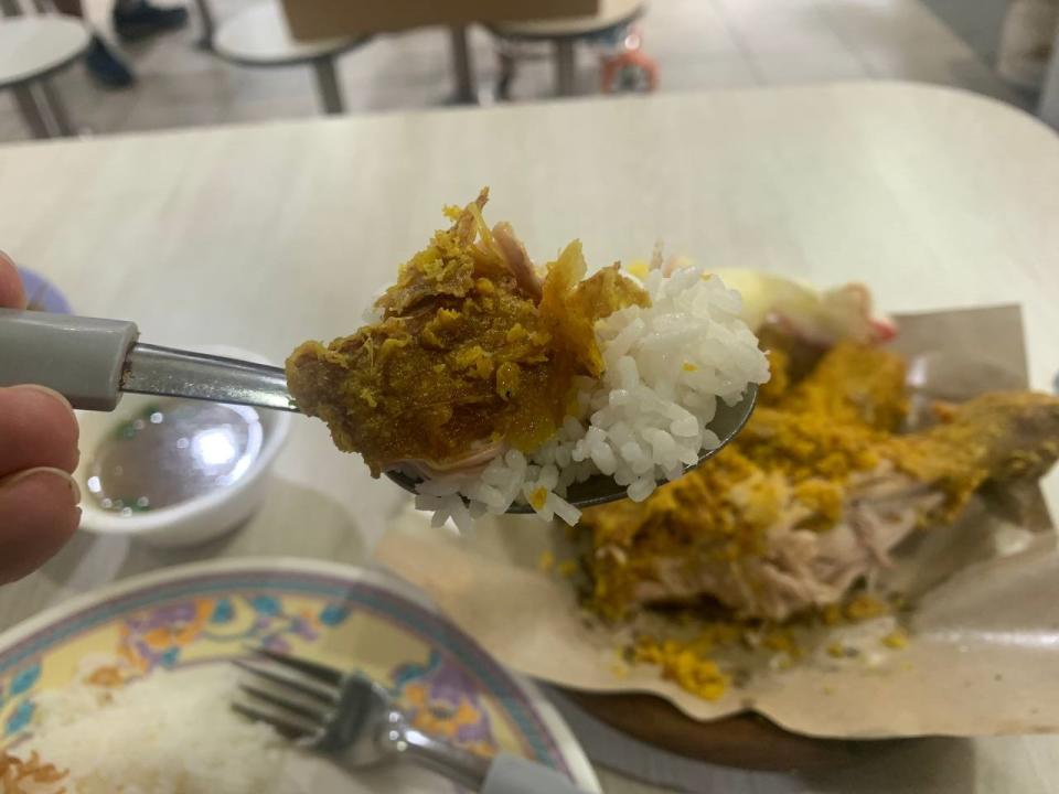 Aunty Sham Ayam Penyet - Aunty Sham Ayam Penyet