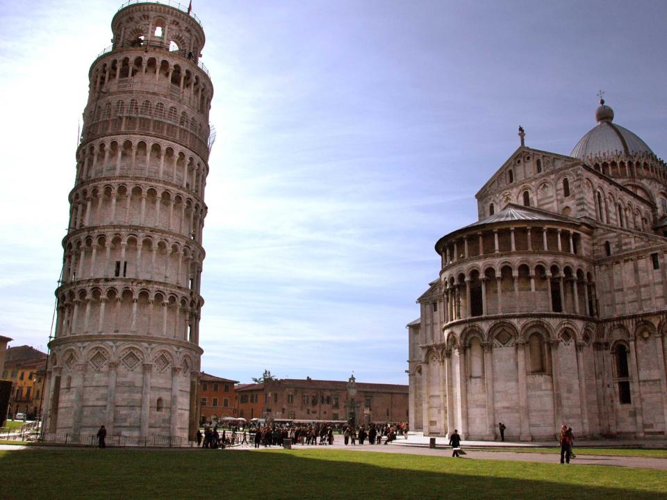 leaning tower of pisa