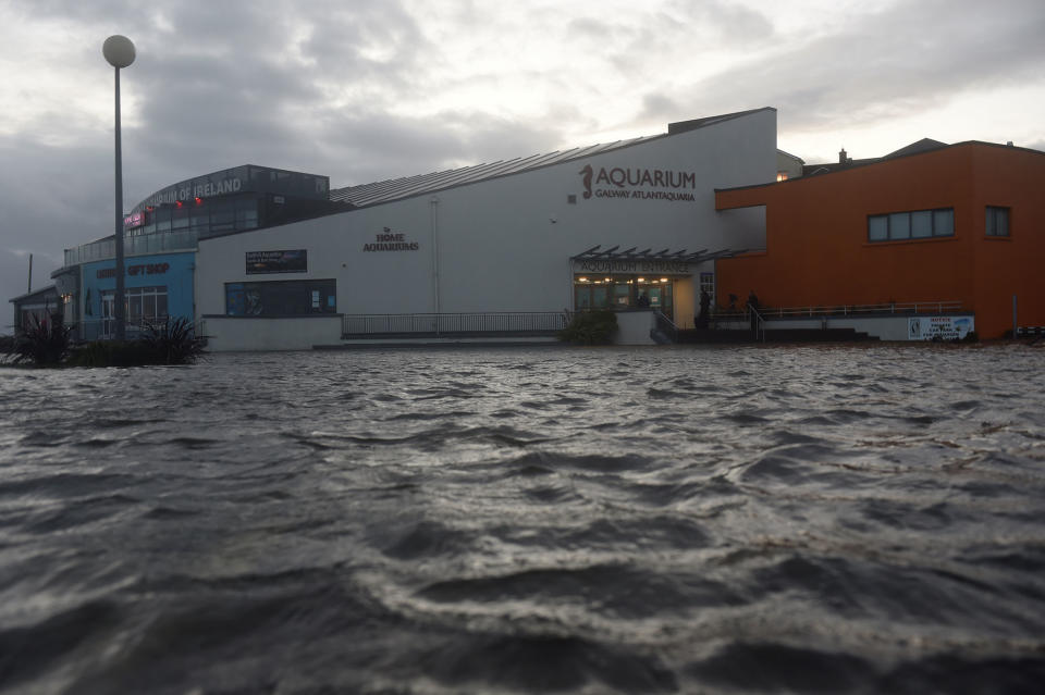 <p>The Galway Atlantaquaria National Aquarium of Ireland building is seen submerged in floodwater during Storm Ophelia in Galway, Ireland, Oct.16, 2017. (Photo: Clodagh Kilcoyne/Reuters) </p>