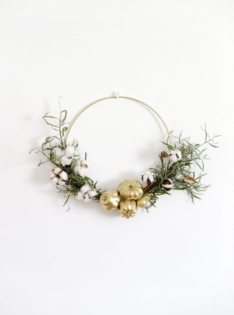 Cotton Grass and Pumpkin Wreath