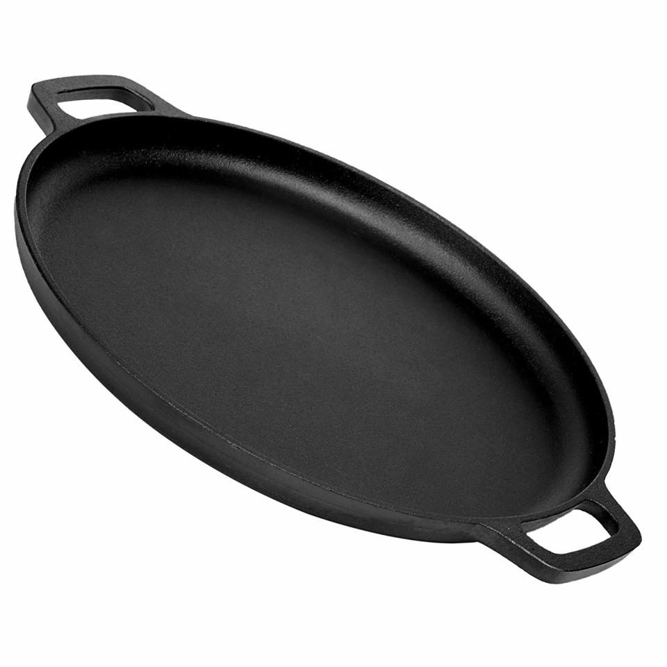 This cast iron pan is the secret to perfect homemade pizza. (Photo: Amazon)