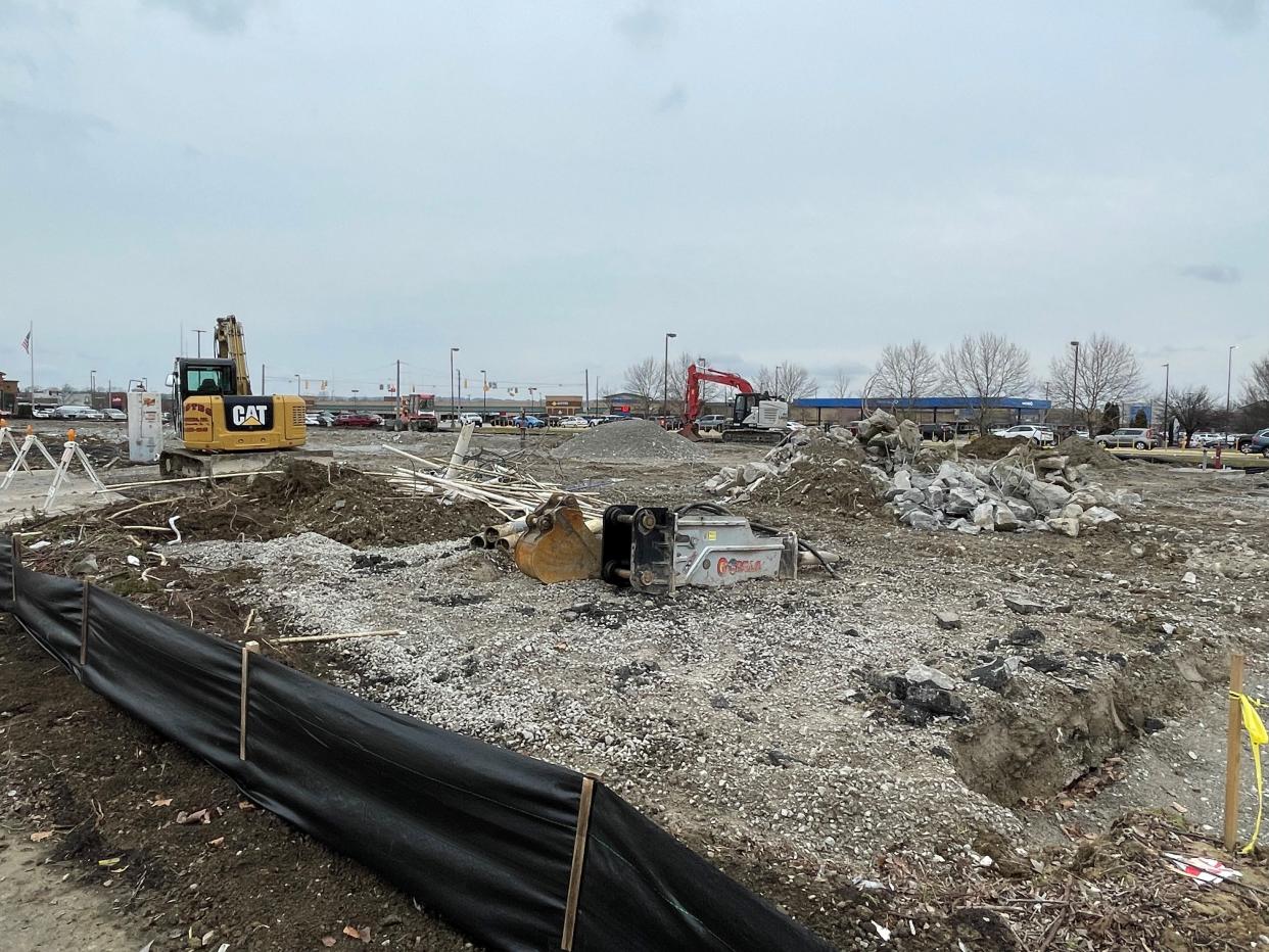 A new Wawa location is being constructed in the 1300 block of Veterans Parkway in Clarksville, Indiana. There's no scheduled opening date for the property.