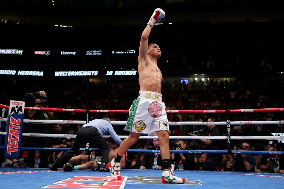 LAS VEGAS, NEVADA - MAY 04: Vergil Ortiz Jr. (R) celebrates his third round KO of Mauricio Herrera during their welterweight fight at T-Mobile Arena on May 04, 2019 in Las Vegas, Nevada. (Photo by Al Bello/Getty Images)