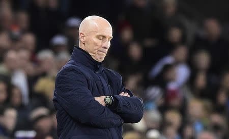 Britain Soccer Football - Swansea City v West Ham United - Premier League - Liberty Stadium - 26/12/16 Swansea City manager Bob Bradley Reuters / Rebecca Naden Livepic