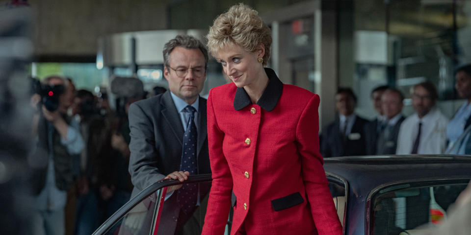 Elizabeth Debicki says she tried to keep her Panorama interview scenes 'as close as possible' to the original. (Netflix)