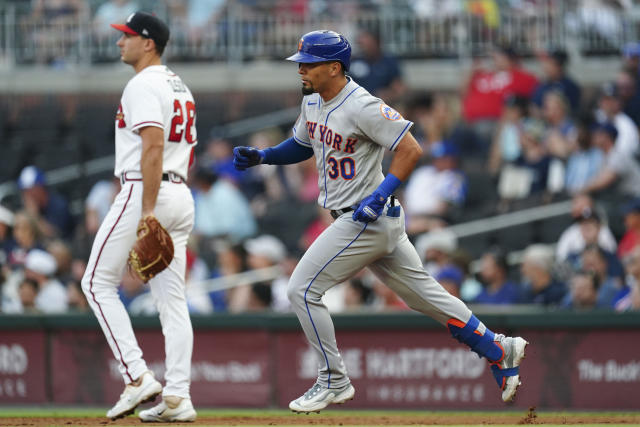 Mets' Guillorme goes on IL after injuring calf against Red Sox