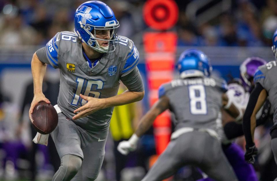 Detroit Lions quarterback Jared Goff scrambles during a play against the Minnesota Vikings at Ford Field in Detroit on Sunday, Jan. 7, 2024.