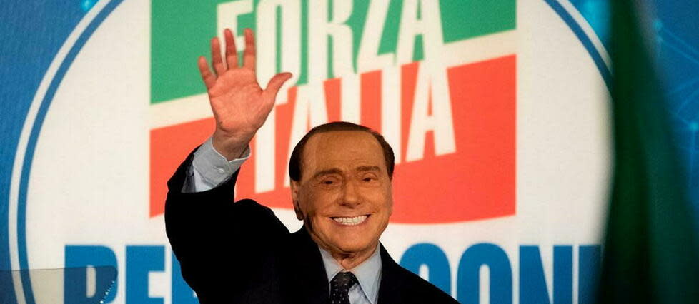 10 ans après son éviction, Silvio Berlusconi pourrait faire son retour au Parlement italien à l'issue des élections législatives de septembre prochain.   - Credit:ELIANO IMPERATO / Controluce via AFP