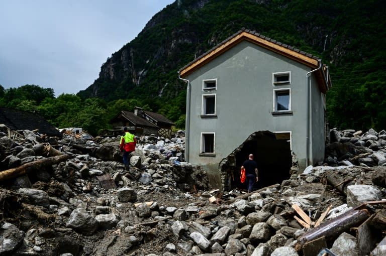 Un glissement de terrain dans le hameau de Sorte, au sud de Lostallo,, dans le canton suisse des Grisons, le 23 juin 2024 (Piero CRUCIATTI)