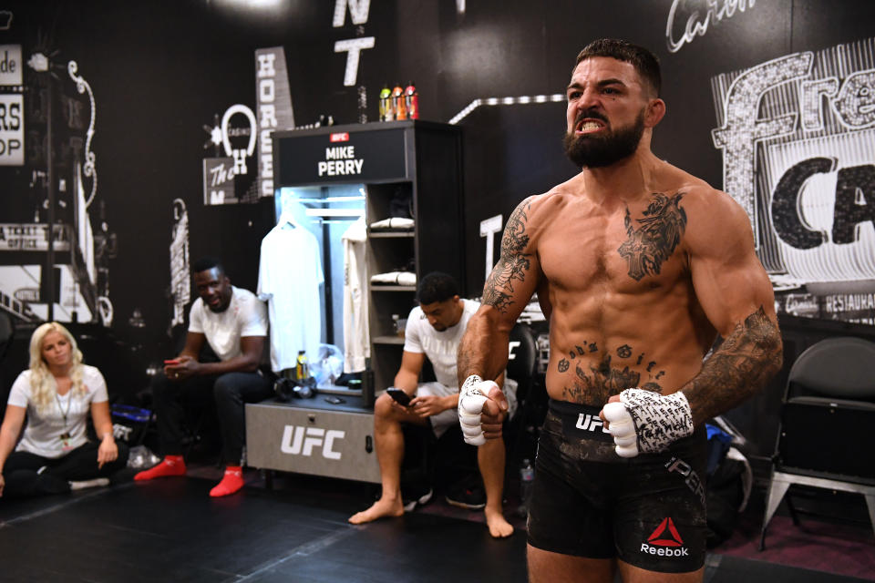LAS VEGAS, NEVADA - DECEMBER 14:  Mike Perry warms up backstage during the UFC 245 event at T-Mobile Arena on December 14, 2019 in Las Vegas, Nevada. (Photo by Mike Roach/Zuffa LLC via Getty Images)