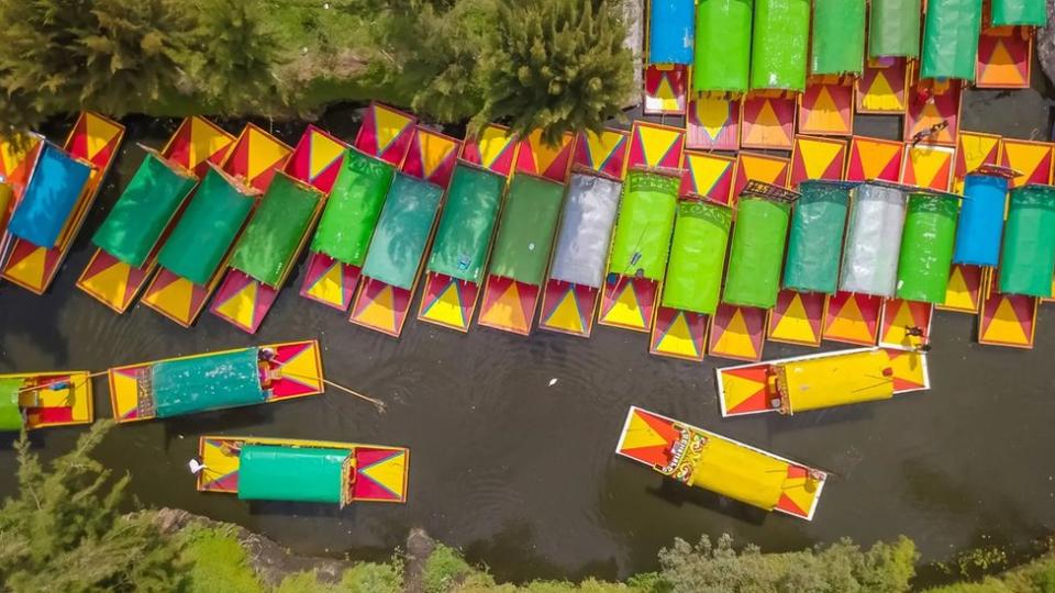 Imagen aérea de las chinampas en Xochimilco