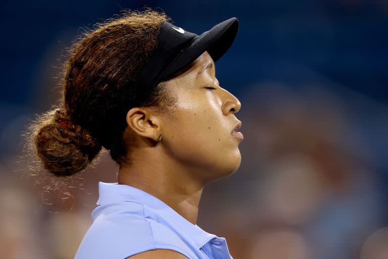 La decepción de Naomi Osaka: la número 2 del mundo sufrió una caída inesperada ante la suiza Teichmann