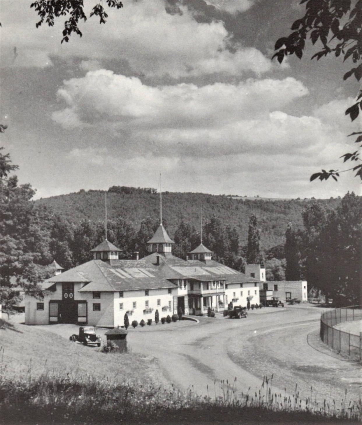 An overview of the stables at En-Joie Park, about 1940.