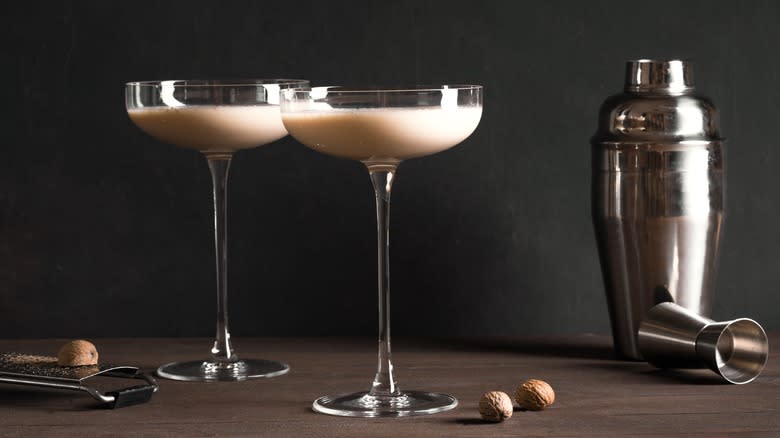 Cocktail glasses containing eggnog