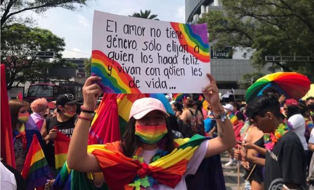 Marcha Lgbt En Cdmx Dejará Derrama Económica De Mil 200 Mdp