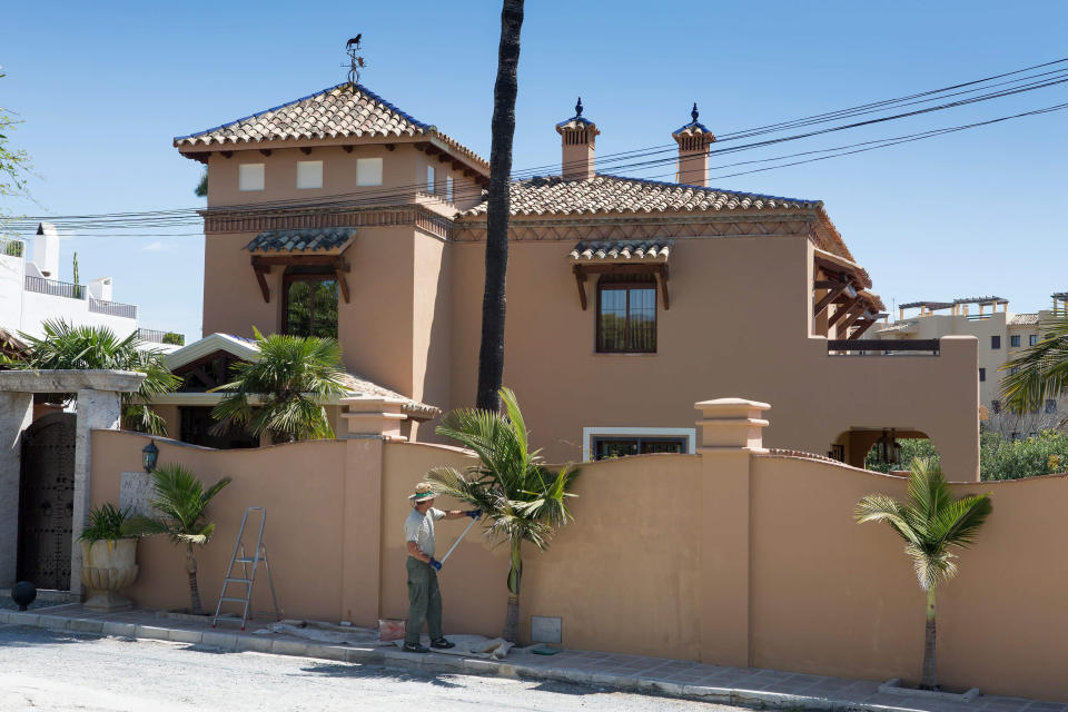 The villa in Spain where Andy Bush was shot. (SWNS)