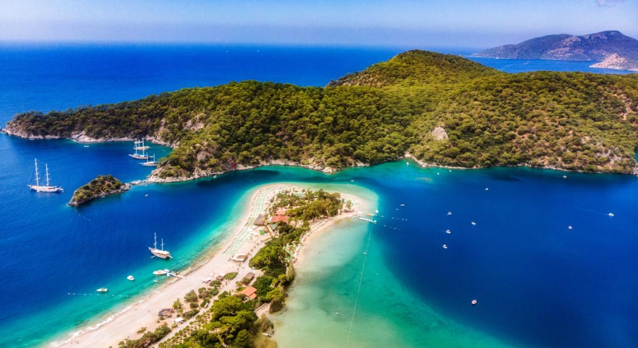 Blue Lagoon in Oludeniz, Mugla, Turkey (Getty)