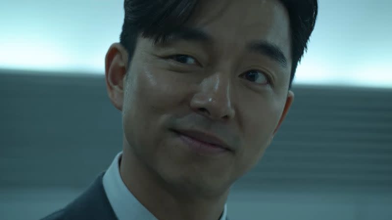 ▲孔劉劇中是引導玩家進入「魷魚遊戲」世界的關鍵人物。（圖／Netflix）