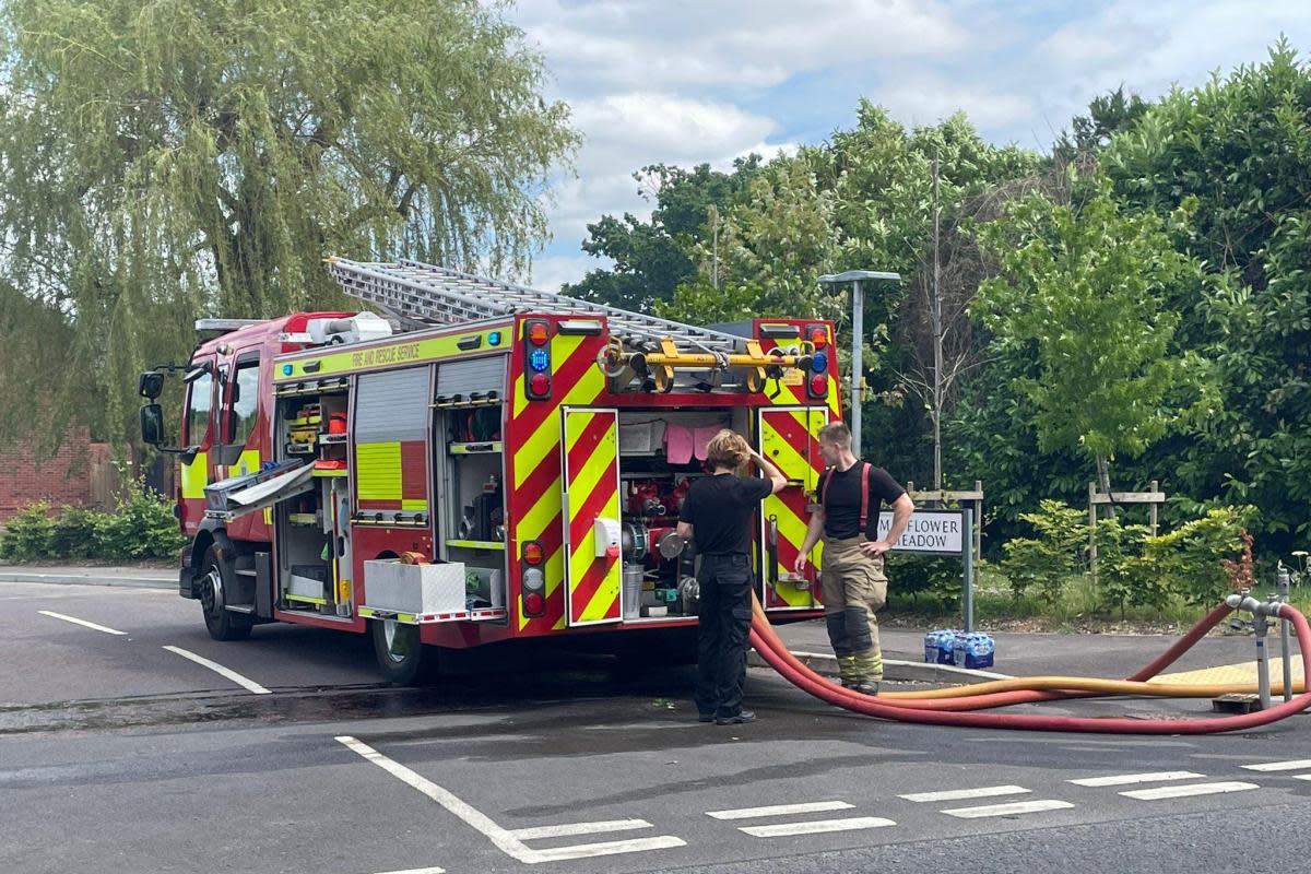 Huge FIRE reported in Spencers Wood with Basingstoke Road congested <i>(Image: Paul King)</i>