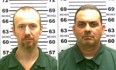 David Sweat y Richard Matt, reos que huyeron de un penal de alta seguridad en Nueva York. (AP)