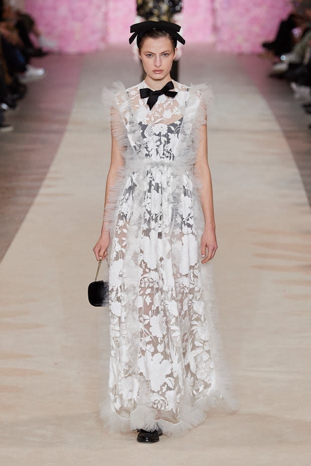 <p>A look from Giambattista Valli's Fall 2020 show. Photo: Imaxtree</p>