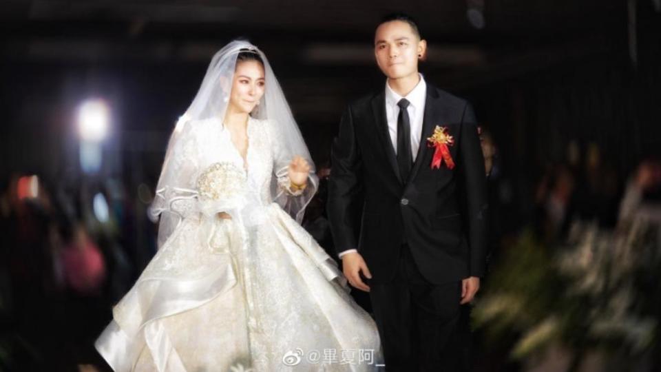 張恒遠前年才和交往9年的女友畢夏結婚。（圖／畢夏微博）