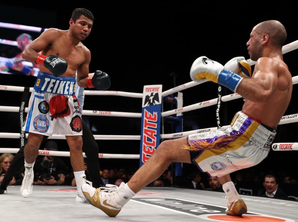 Kal Yafai was dropped by Chocolatito in the eighth: Matchroom Boxing USA