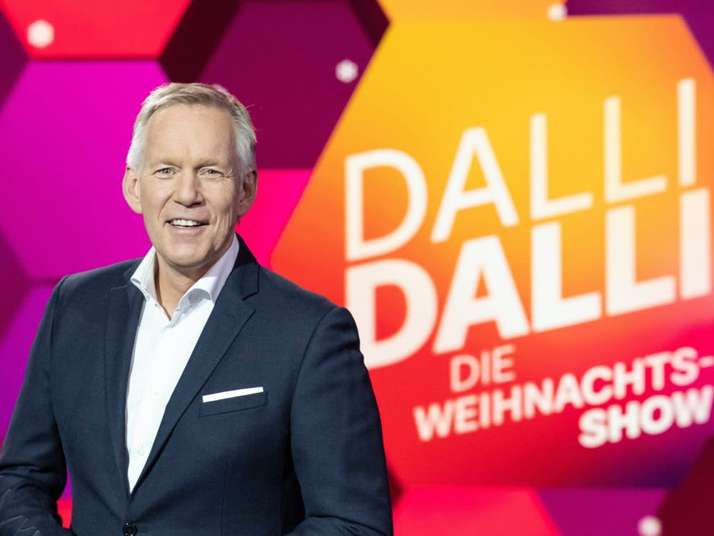 Johannes B. Kerner führt an Weihnachten einmal mehr durch den Fernsehklassiker. (Bild: ZDF/Sascha Baumann)