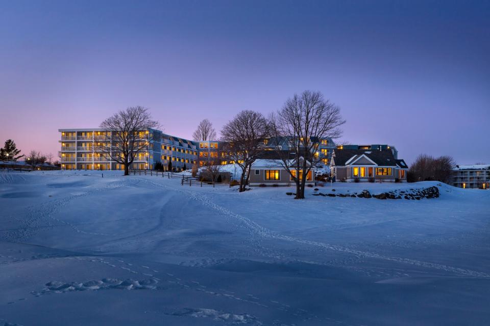 The exterior of Samoset Resort during the wintertime