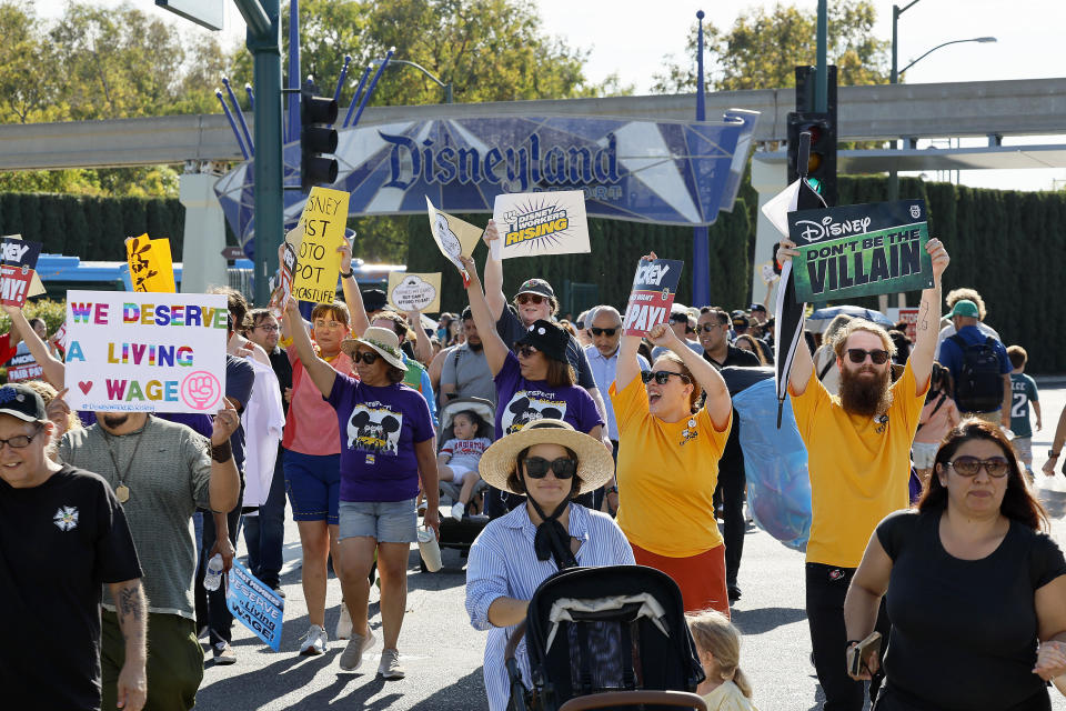 More than 400 Disney cast members gather outside the main gate of Disneyland ahead of the ULP strike authorization vote at Disneyland in Anaheim, Wednesday, July 17, 2024. / Credit: Allen J. Schaben/Los Angeles Times via Getty Images