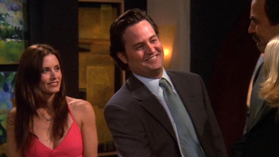 “Hi, I’m Chandler. I Make Jokes When I’m Uncomfortable” - The One With The Proposal: Part 1