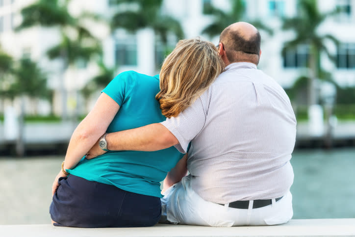 Las parejas con sobrepeso tardarían mucho más en concebir. – Foto: Juanmonino/Getty Images