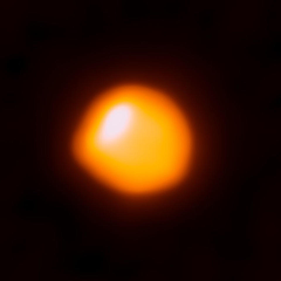 The Atacama Large Millimeter/submillimeter Array, known as ALMA, has given the astronomy community the highest-resolution image of Betelgeuse to date. <cite>ALMA (ESO/NAOJ/NRAO)/E. O'Gorman/P. Kervella</cite>