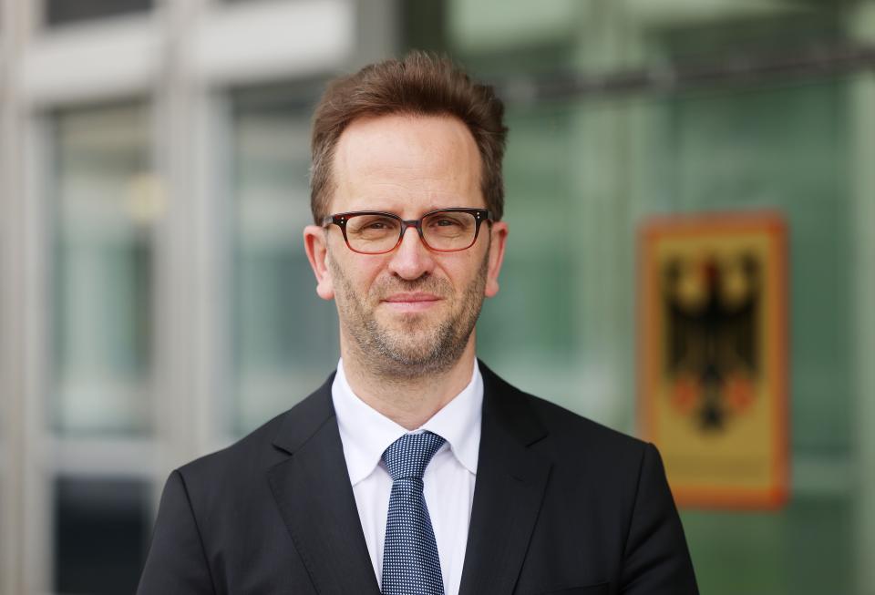 Klaus Müller ist Präsident der Bundesnetzagentur und hält eine Verdreifachung der Gaspreise für möglich. - Copyright: picture alliance/dpa | Oliver Berg
