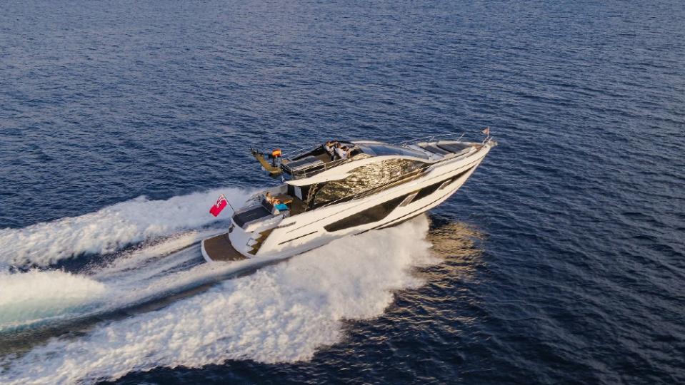 Sunseeker 65 Sport Yacht Has a Cool Upper Helm