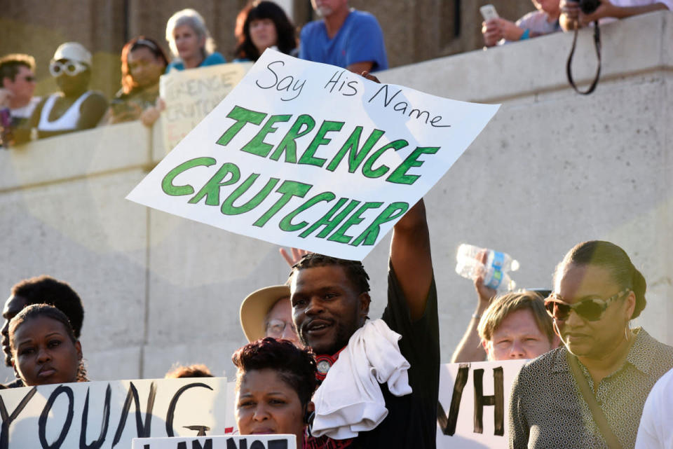 Terence Crutcher fatally shot by Tulsa, Okla., police officer