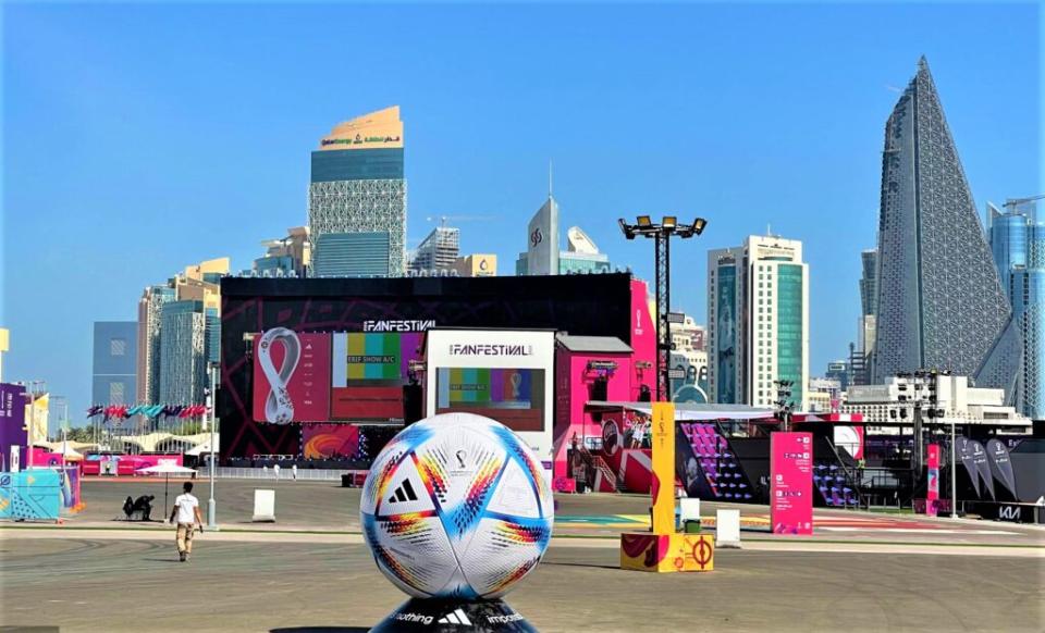 卡達世界盃醒目的大賽裝飾（取自FIFA世足官網）