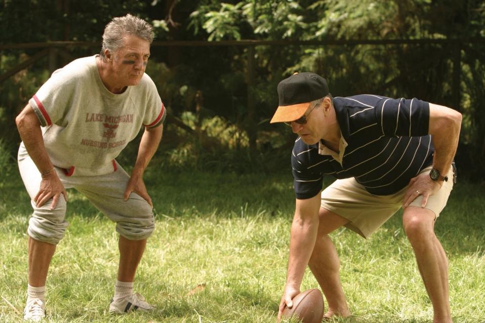 <p>Ein Klassiker unter den modernen Hollywood-Komödien: Dank Robert De Niro (rechts) und Ben Stiller wurde "Meine Braut, ihr Vater und ich" (2000) zu einem echten Hit. Im zweiten Film der Reihe, "Meine Frau, ihre Schwiegereltern und ich" (2004), sowie in einer weiteren Fortsetzung war Dustin Hoffman dann als "Bernie Focker" auch dabei. (Bild: UIP)</p> 