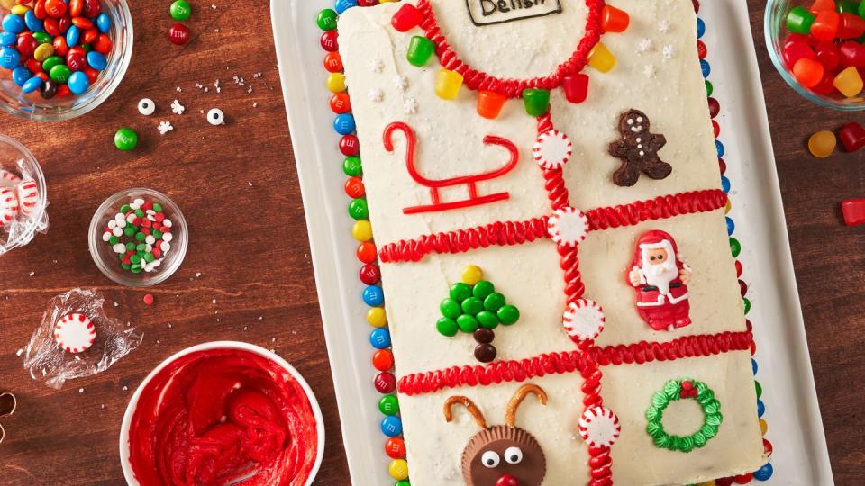 cake decorated like an ugly christmas sweater