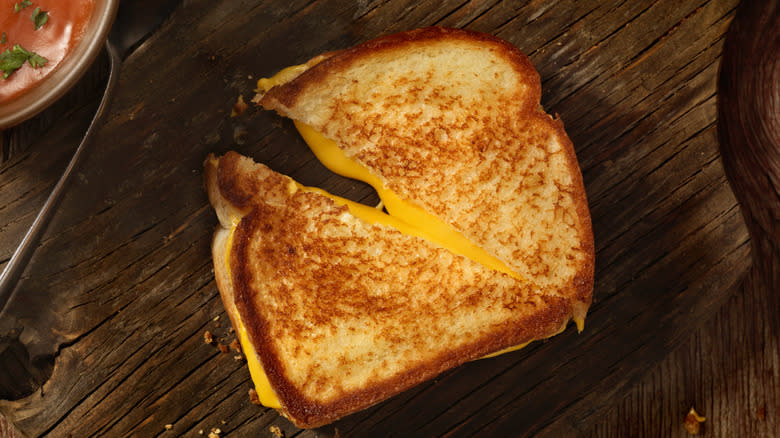 grilled cheese on a cutting board