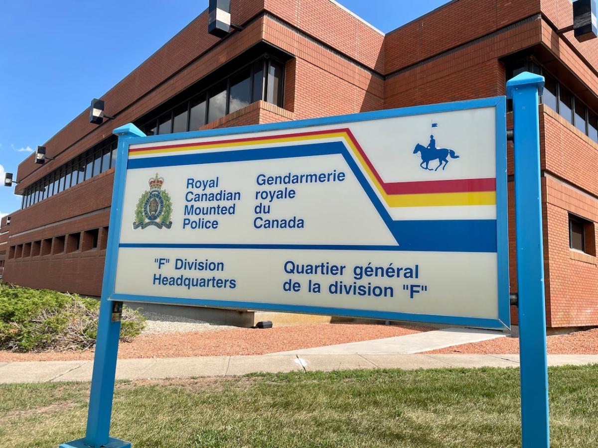 Sask. RCMP failed to properly investigate allegations against rural municipality: Civilian review board