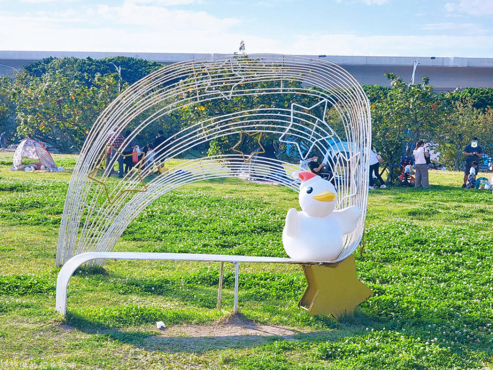 新北｜八里十三行文化公園 兒童遊戲場